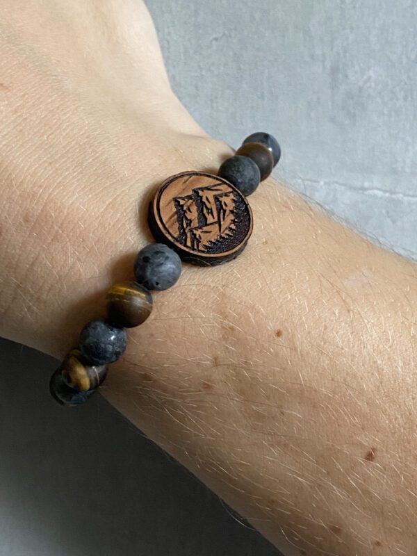 Náramek Hory – merbau, matný larvikit a tygří oko - Obrázek 3
