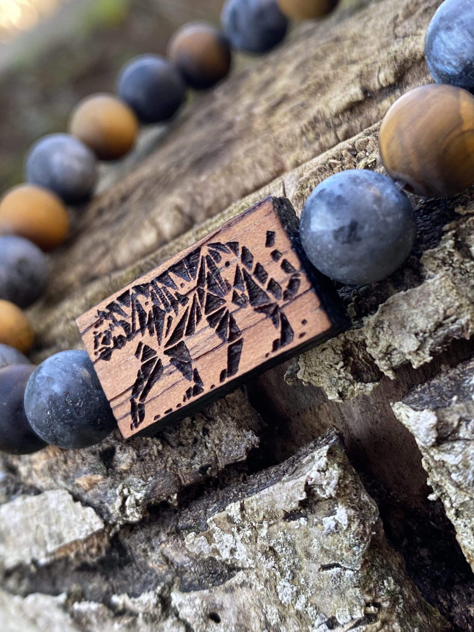 Náramek Tygr - merbau, matný larvikit a tygří oko - Obrázek 2