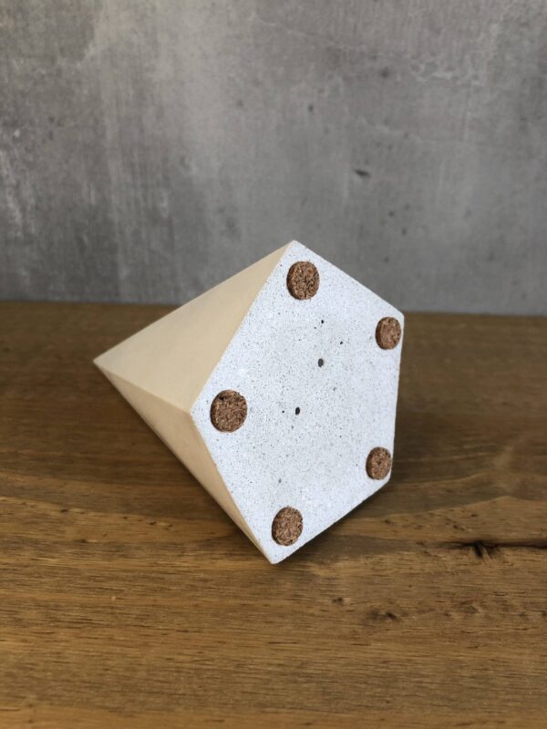 Stojánek na šperky jehlan - Obrázek 3