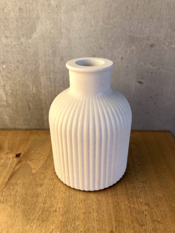 Betonová váza vroubkovaná - Obrázek 2