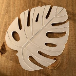 Betonový tácek monstera