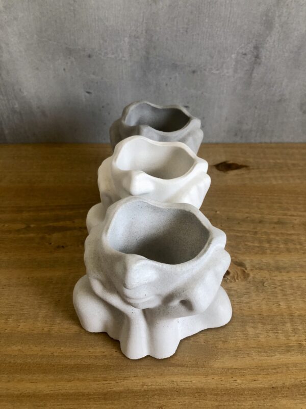 Váza hlava děravá - Obrázek 3