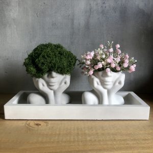 Váza hlava děravá