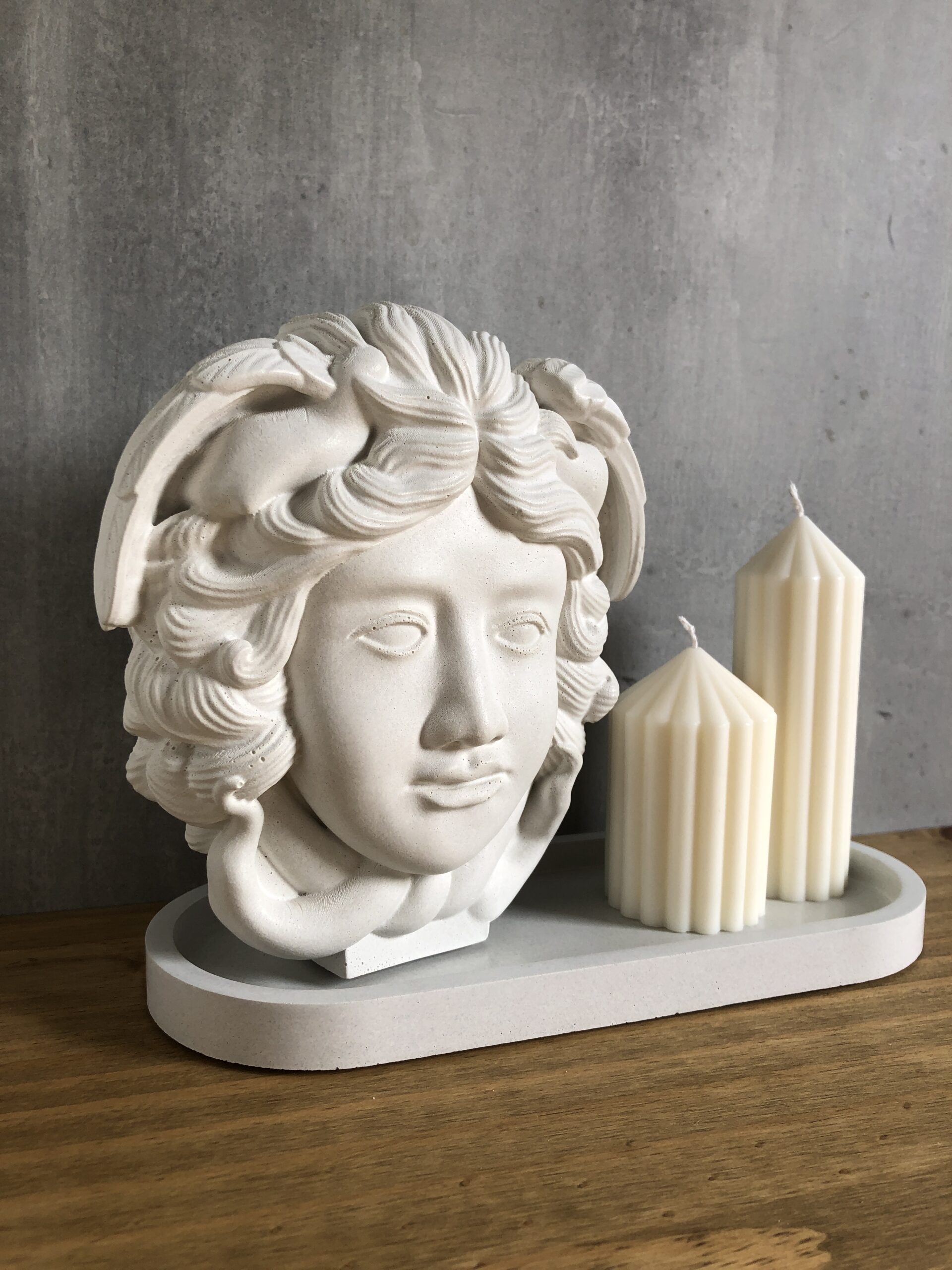 Betonová soška Medusa - Obrázek 1