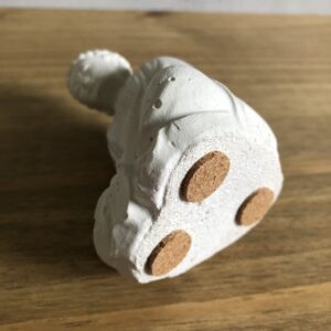 Buddha z betonu – soška v meditační pozici - Obrázek 4