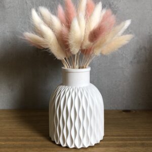 Betonová váza vlnkovaná