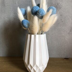 Betonová váza Diamant