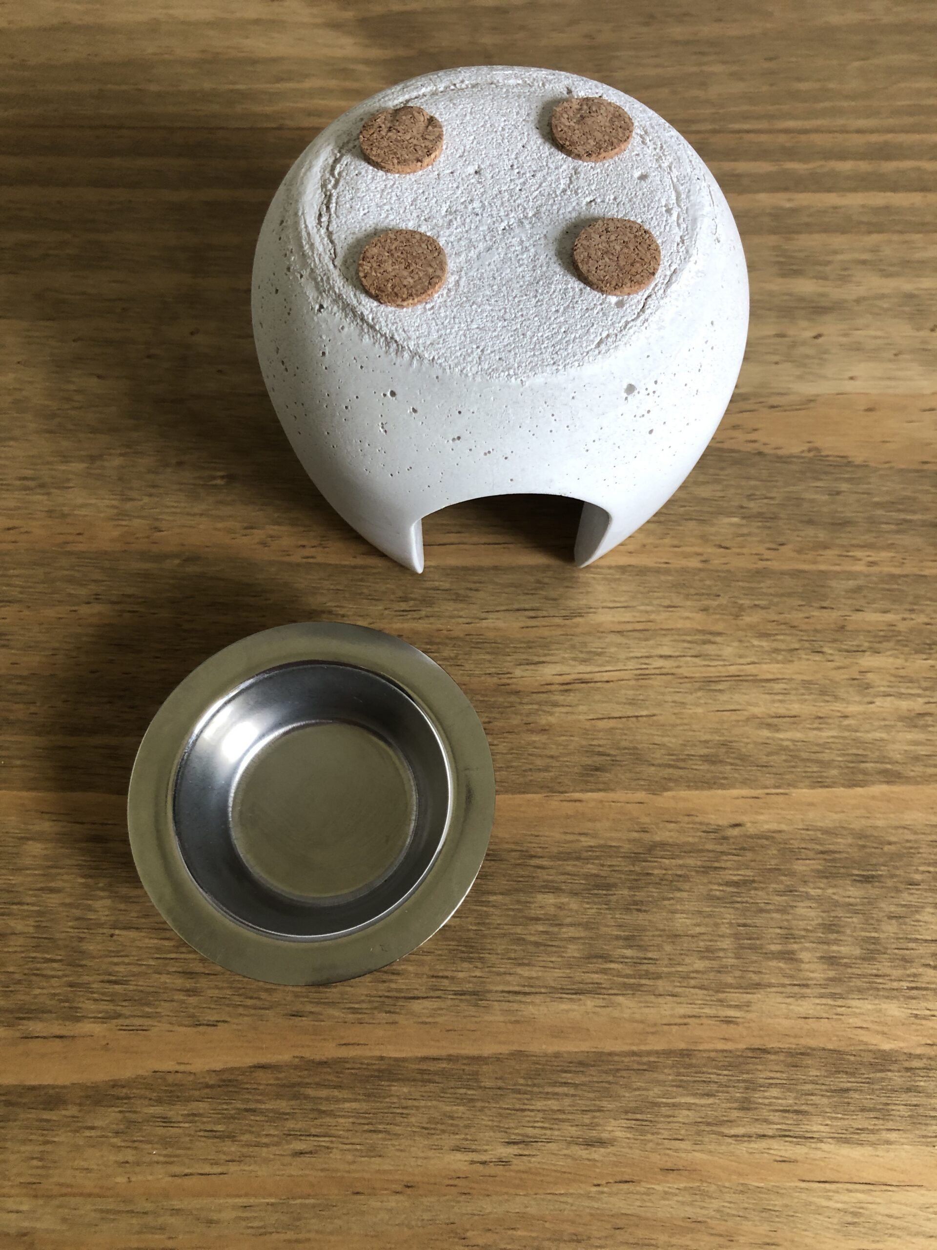 Betonová aromalampa minimalistická - Obrázek 4