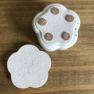 Betonová dóza Květ - Obrázek 3