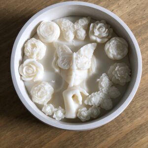 Květinová svíčka "pssst" v betonové míse - Obrázek 2