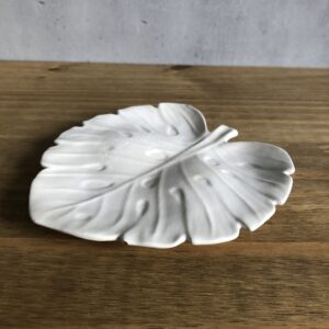 Podložka ve tvaru listu