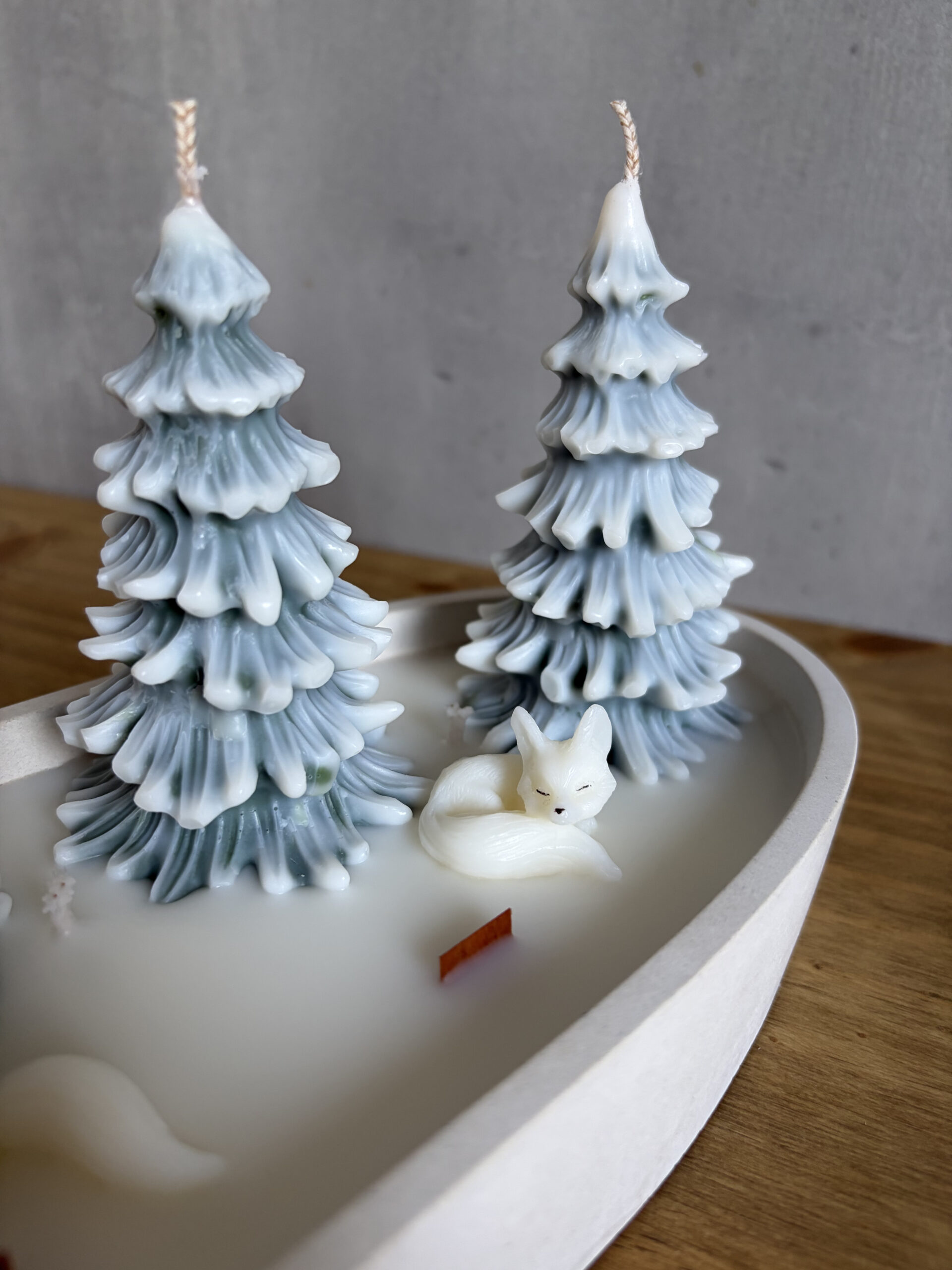 Svíčka – Lišky v zasněženém lese - Obrázek 4