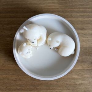 Svíčka – Lední medvědi v misce - Obrázek 3