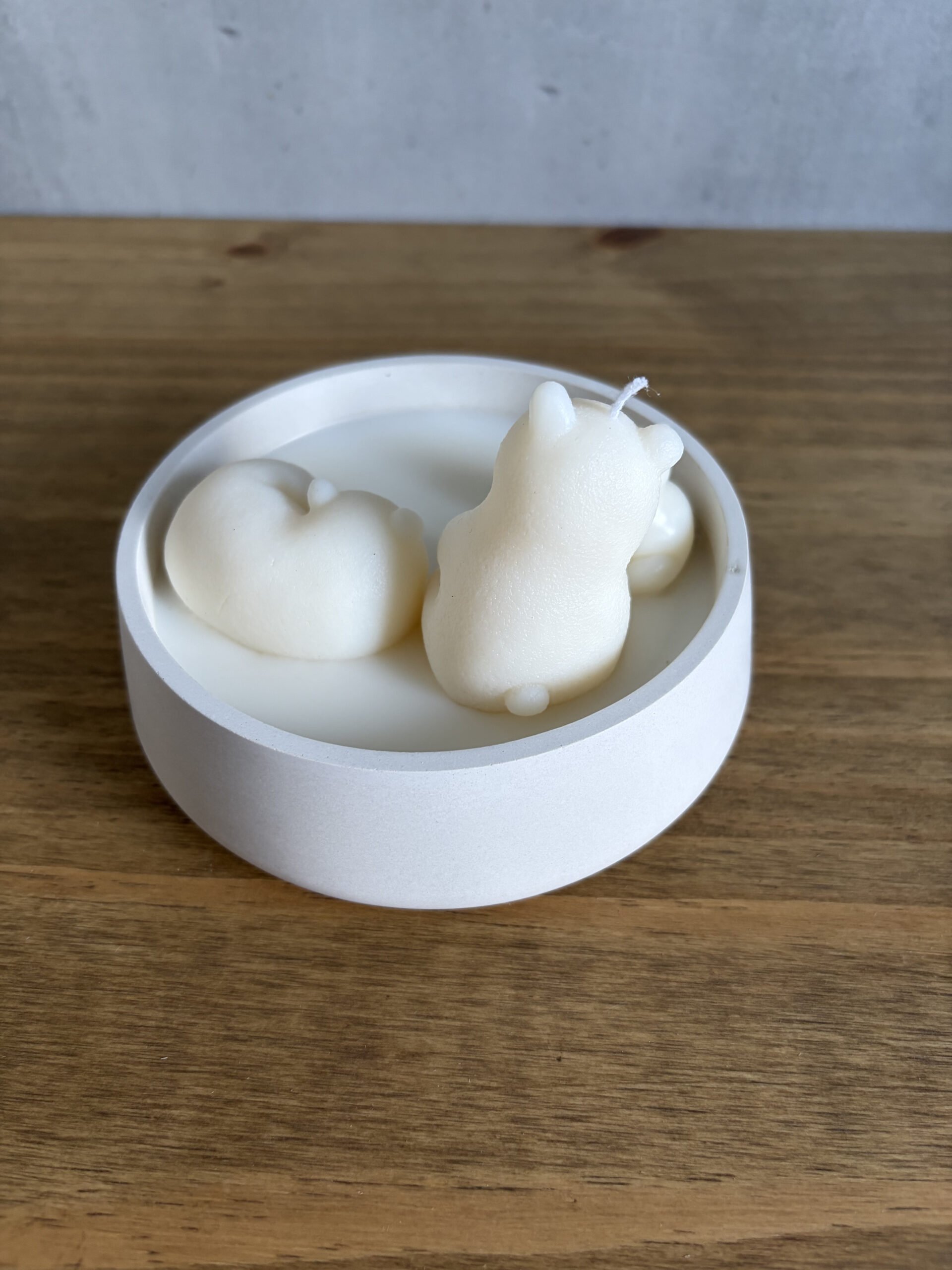 Svíčka – Lední medvědi v misce - Obrázek 4