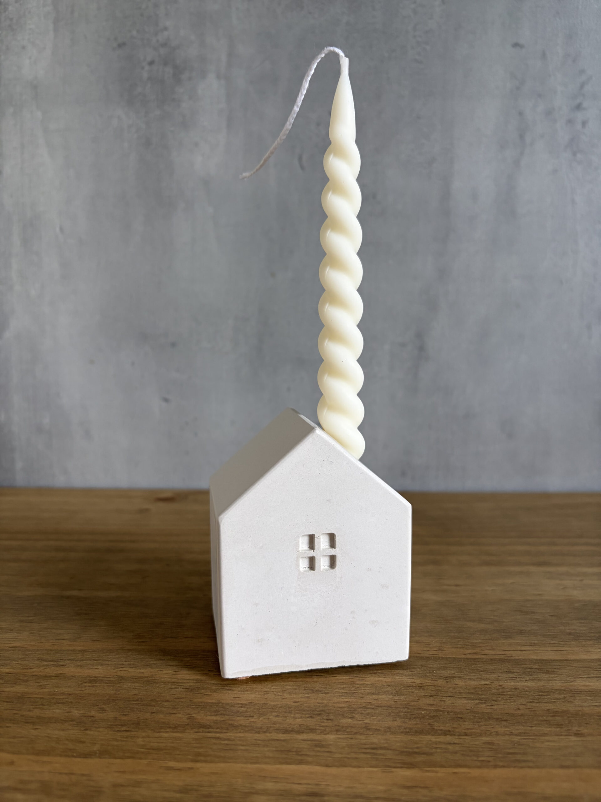 Domeček – Betonový svícen - Obrázek 4