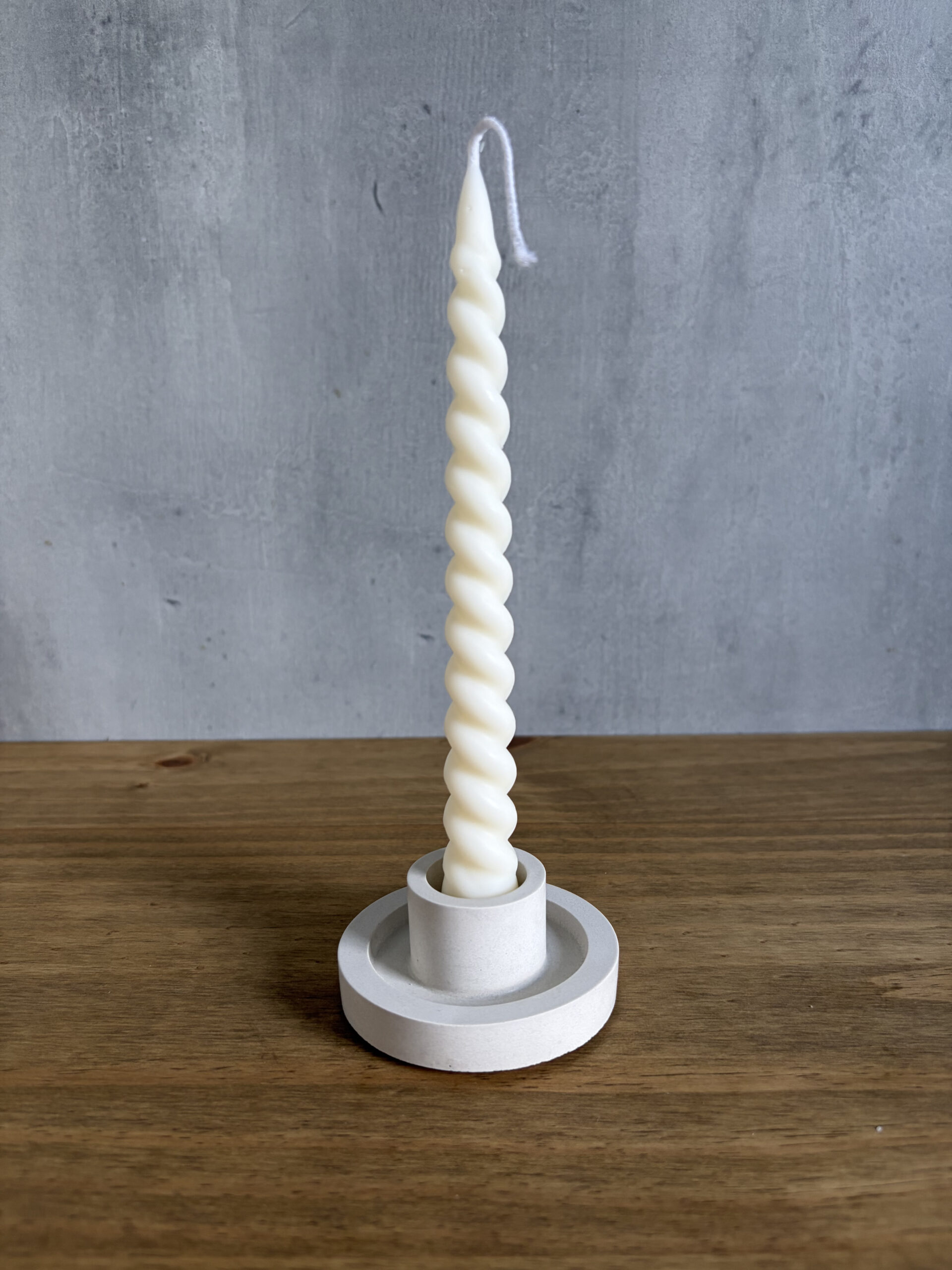 Betonový svícen – Minimal - Obrázek 4