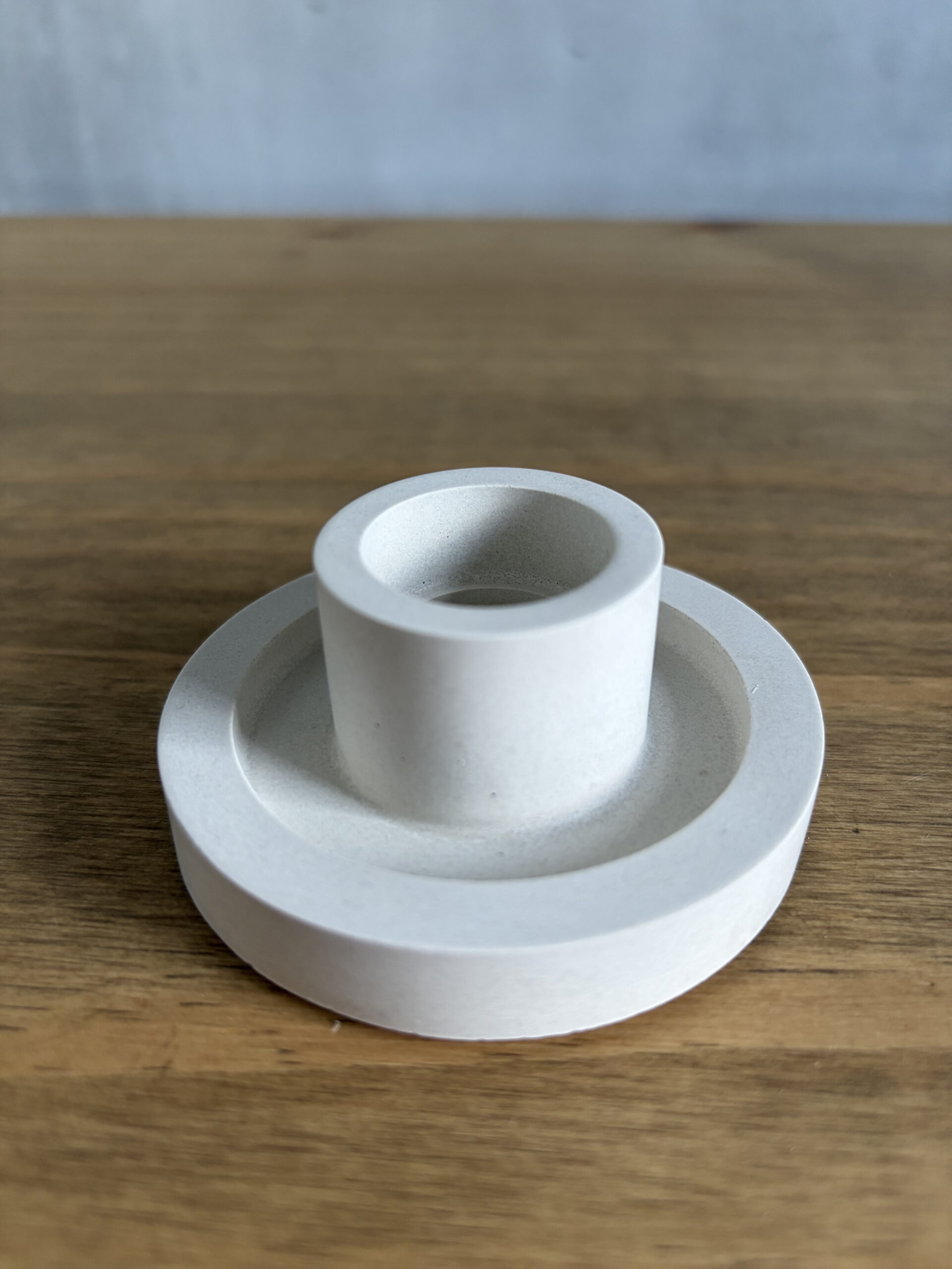 Betonový svícen – Minimal - Obrázek 1